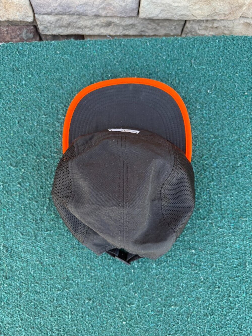 HUF 5 panel black hat with orange detailing - Picture 6 of 10